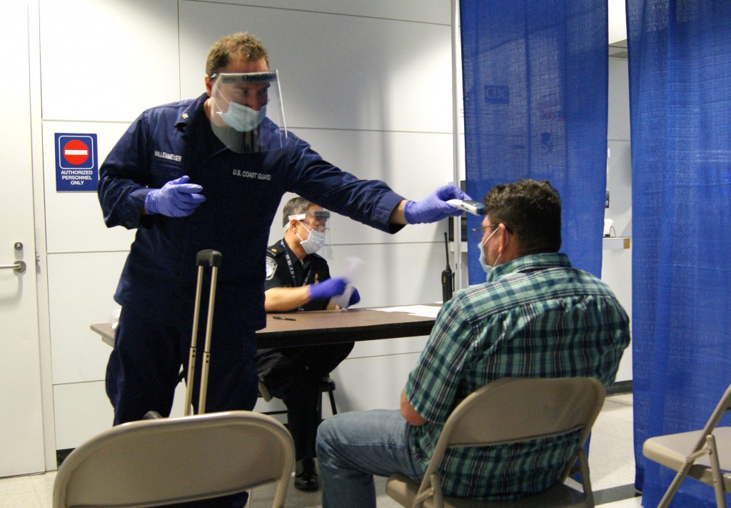Ebola Screening Starts At O'Hare Airport